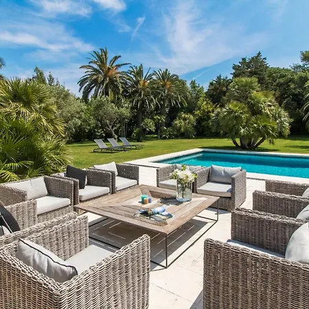 La Bouillabaisse Sleeps 10 Pool Air Con Wifi ヴィラ